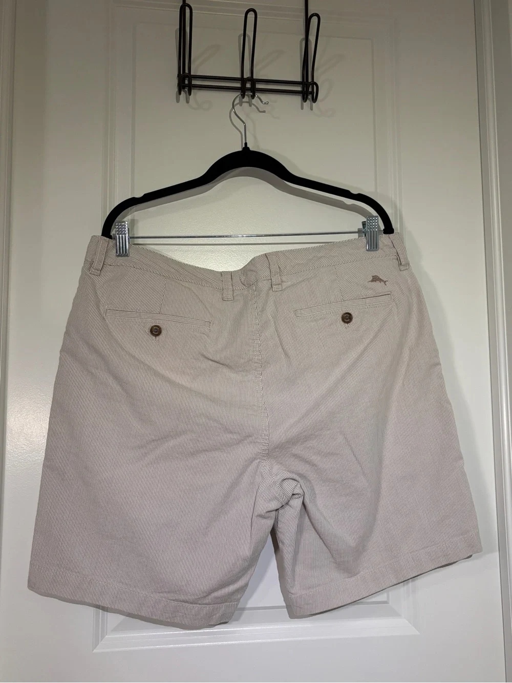 Tommy Bahama Men’s Chino Shorts Light Khaki Tan Flat Front Size 38